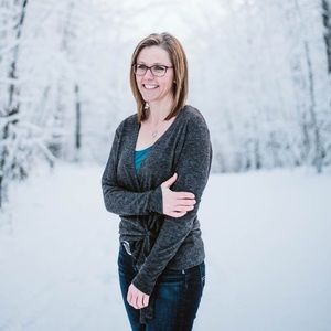 Meet your Posher, Dana